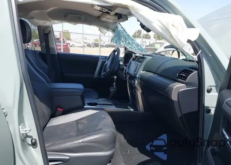 2022 Toyota 4Runner Trd Sport из США, поврежденный, VIN JTEAU5JR3N5270297